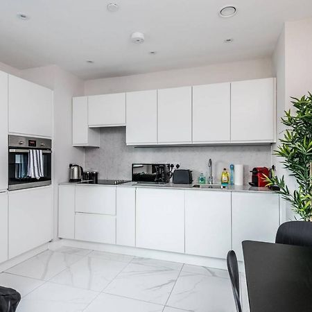 Waterfront Apartment With View Of Liver Building Liverpool Exterior foto